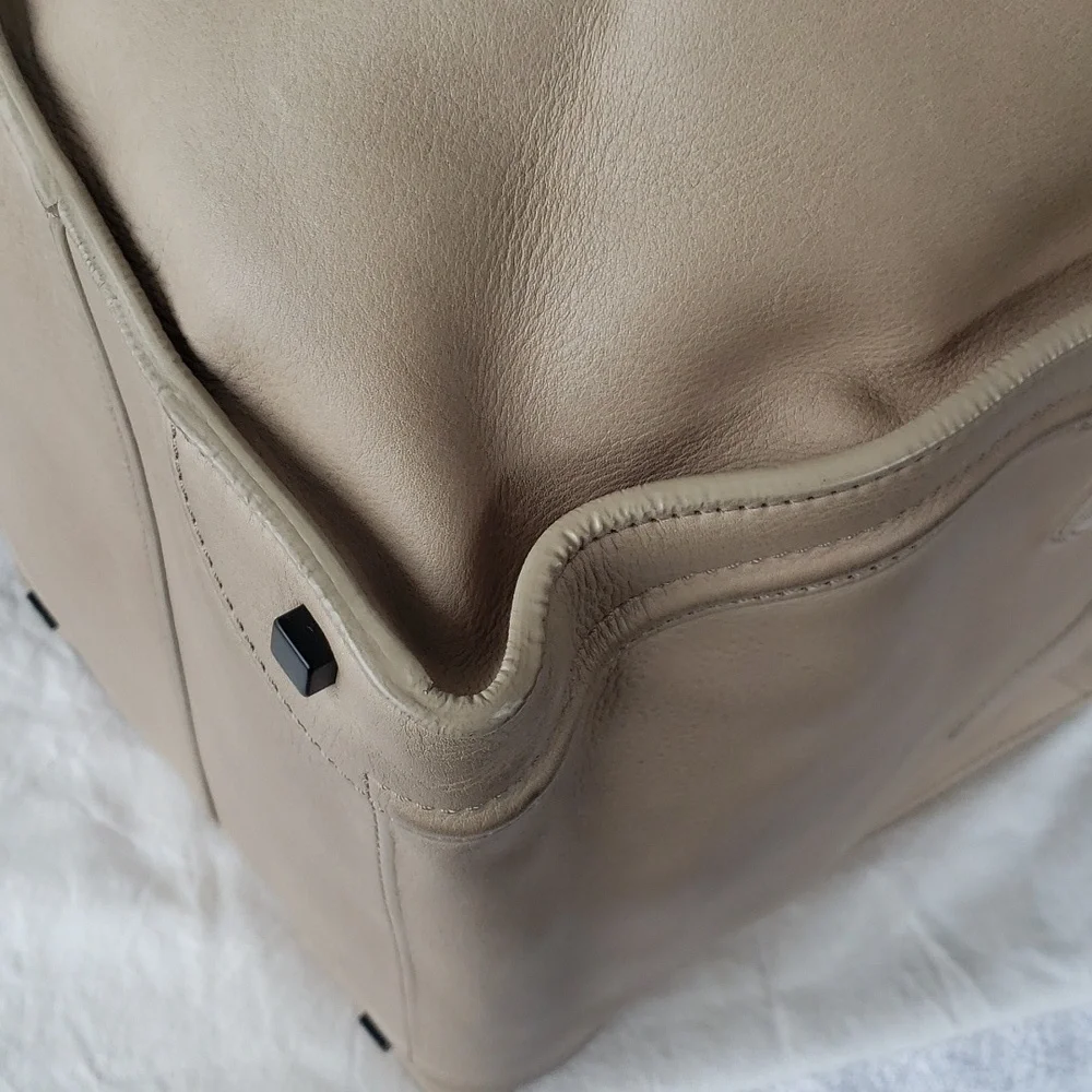 CÉLINE  LUGGAGE MICRO  LARGE SIZE 🔥 😍 - Picture 12 of 16